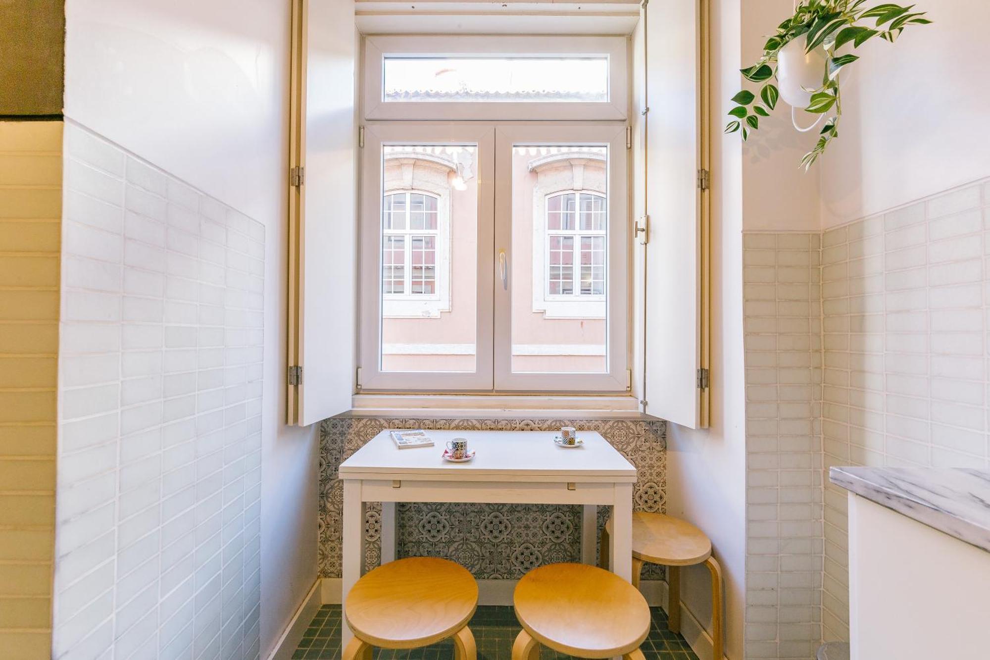 Chiado 2 Bedroom Elegant Apartment ลิสบอน ภายนอก รูปภาพ